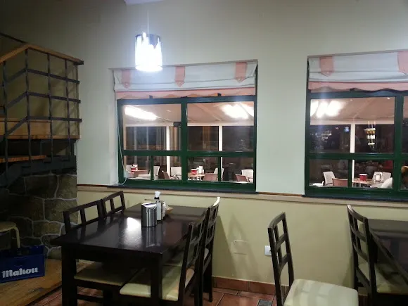 Cafetería & Vinoteca Morrigan