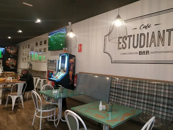 Café Bar Estudiante