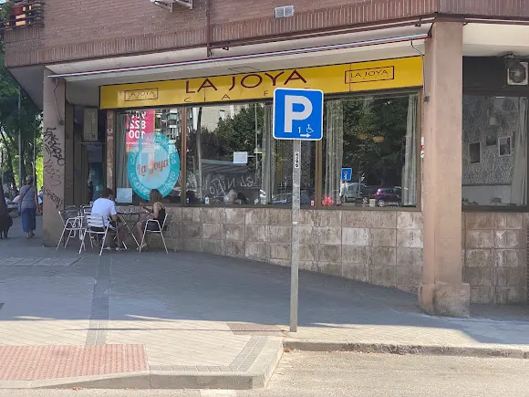 La Joya Café