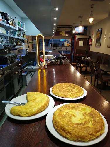 Bar Cafetería DIEZ HOYOS