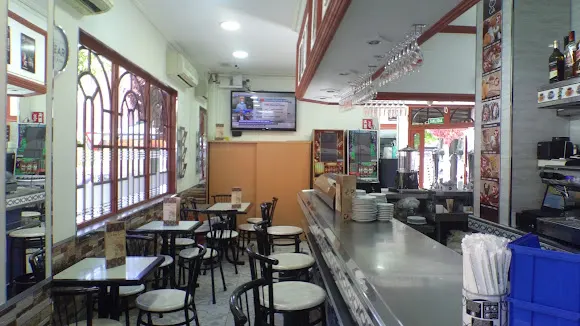 Churreria Dickens Cafe