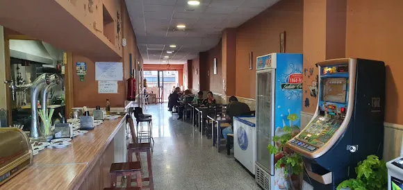 Cafetería restaurante La Villa - Restaurante en Arroyomolinos