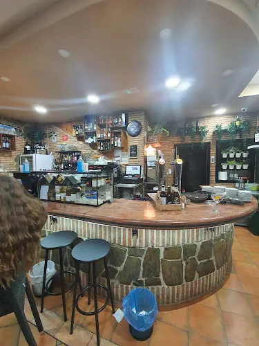 Cafetería Romayka de David Aguilar - Pinto