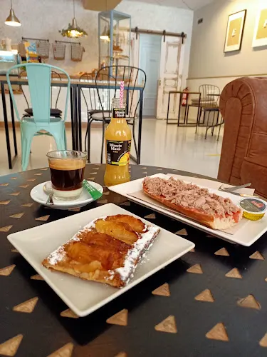 El Pequeño Aprendiz - Café Atelier
