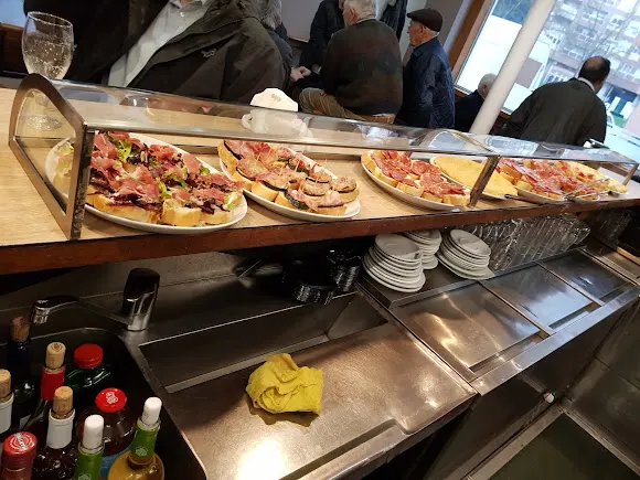 Bar cafetería Irantzu1 - Pamplona/Iruna
