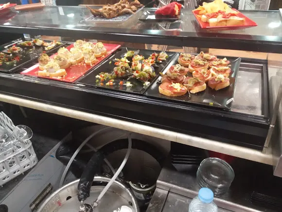 GyR Café Plaza