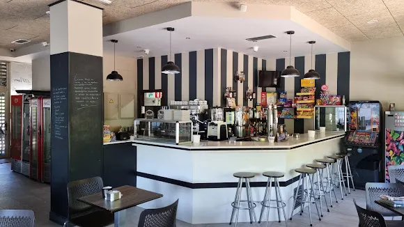 Cafetaría Mon
