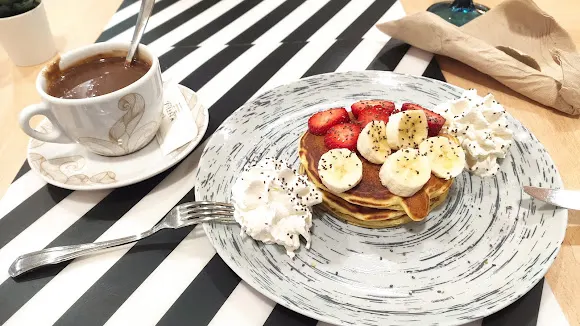 El Regreso Café Brunch