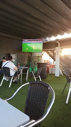 Paddock Cafe & Copas