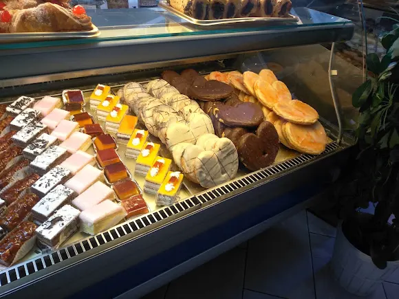 La Crême Pastelería Heladería