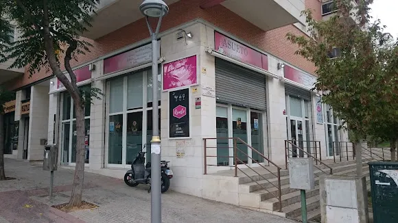 Asueto, Cafeteria Bar Restaurant