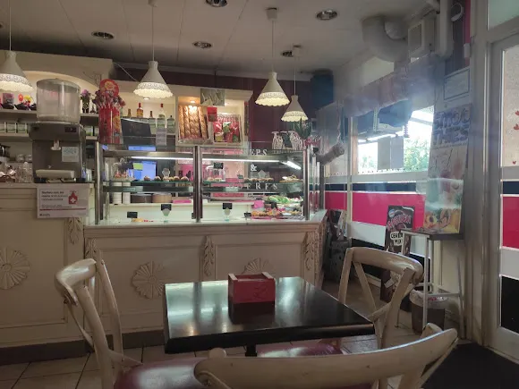 Cafetería Fucsia