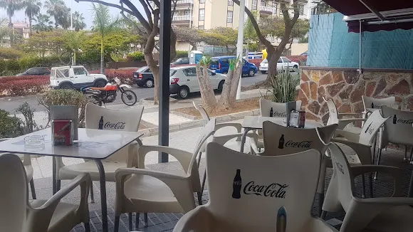 Cafetería Puerto Alto