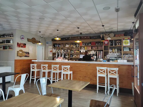 Cafetería Canelita en Rama