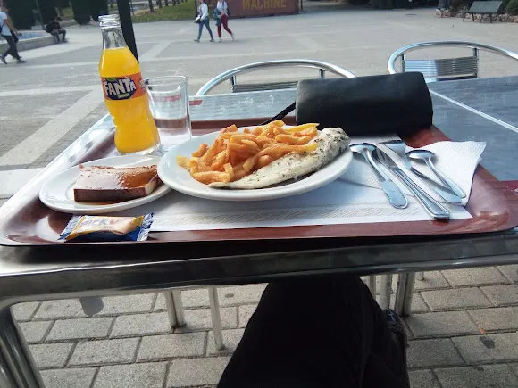 Cafetería del Campus de Burjassot-Paterna (UV) - Burjassot