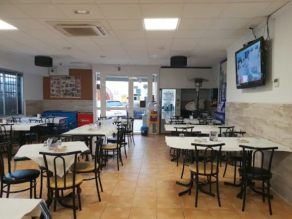 Bar Avenida - Petres