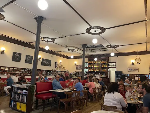 Café-Salón Pérez, Utiel - Utiel
