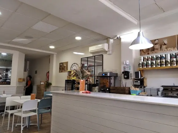 Cafeteria Pastelería Carala