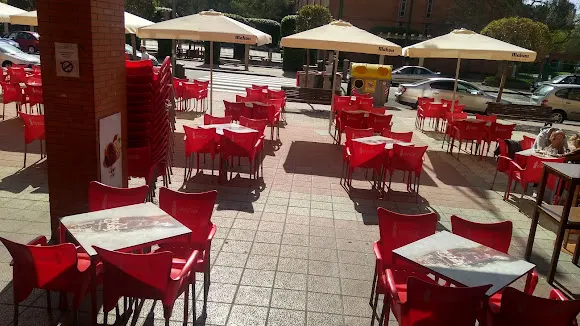Café & bar Trapecio