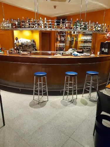 Cafeteria IRALA