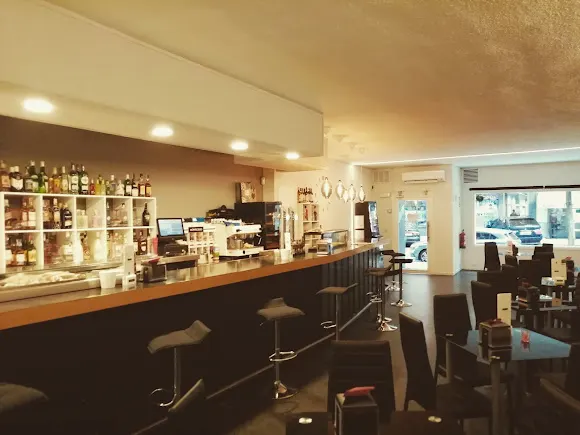 Café-Bar Vía Bagutta - Zamora